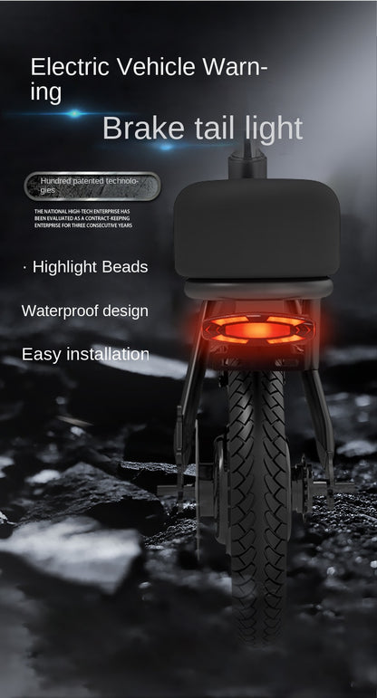 Luz trasera de freno LED para bicicleta eléctrica, luz trasera de seguridad impermeable de alto brillo 