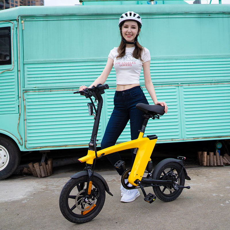 Quick-Fold Design, ideal Electric City Bike for daily commuting and solving the "last mile" travel challenge.